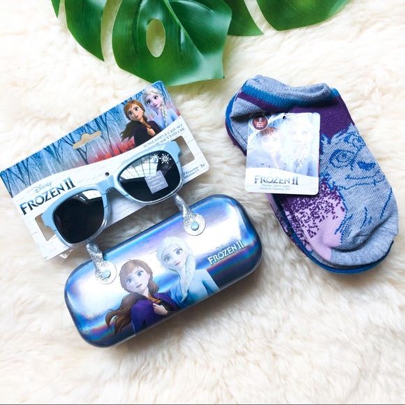Frozen II Sunglasses and Socks - Picture 1 of 3